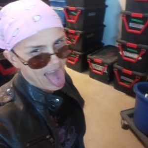 Meet your Posher, Linda